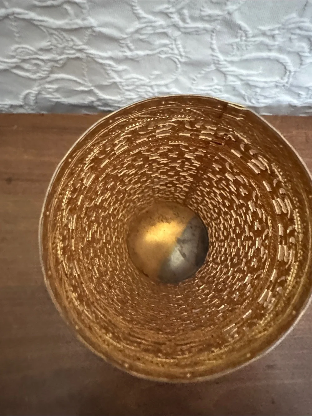 N/A elegant gold